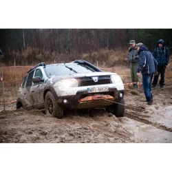 Płyta montażowa wyciągarki Dacia Duster I 2010-2016
